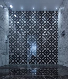 baño showroom Cerafino tiles